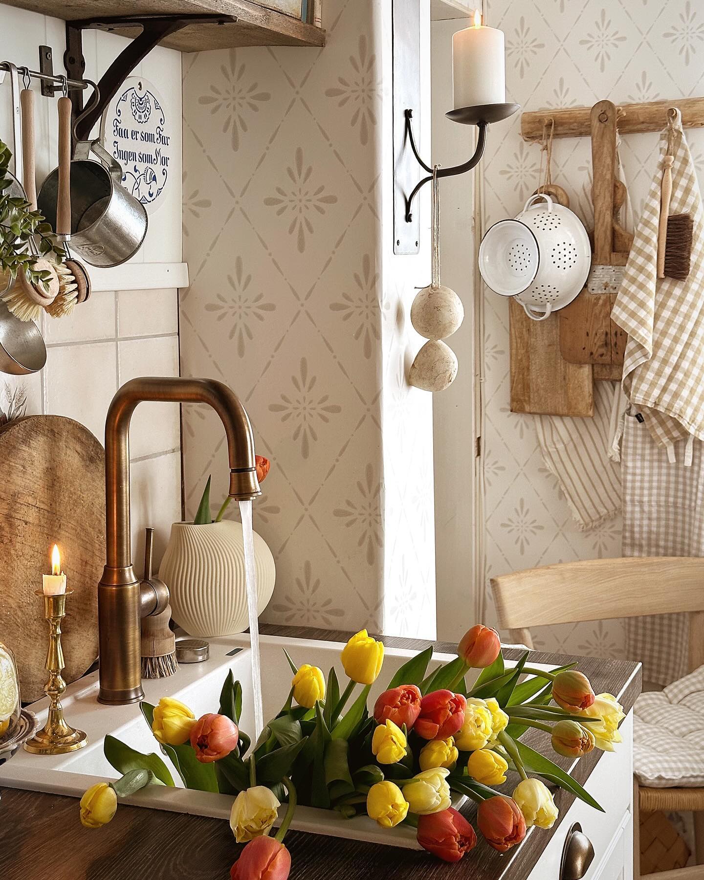 Palm Sunday – not so many Easter decorations in the house, but the garden room has been given a little touch a…