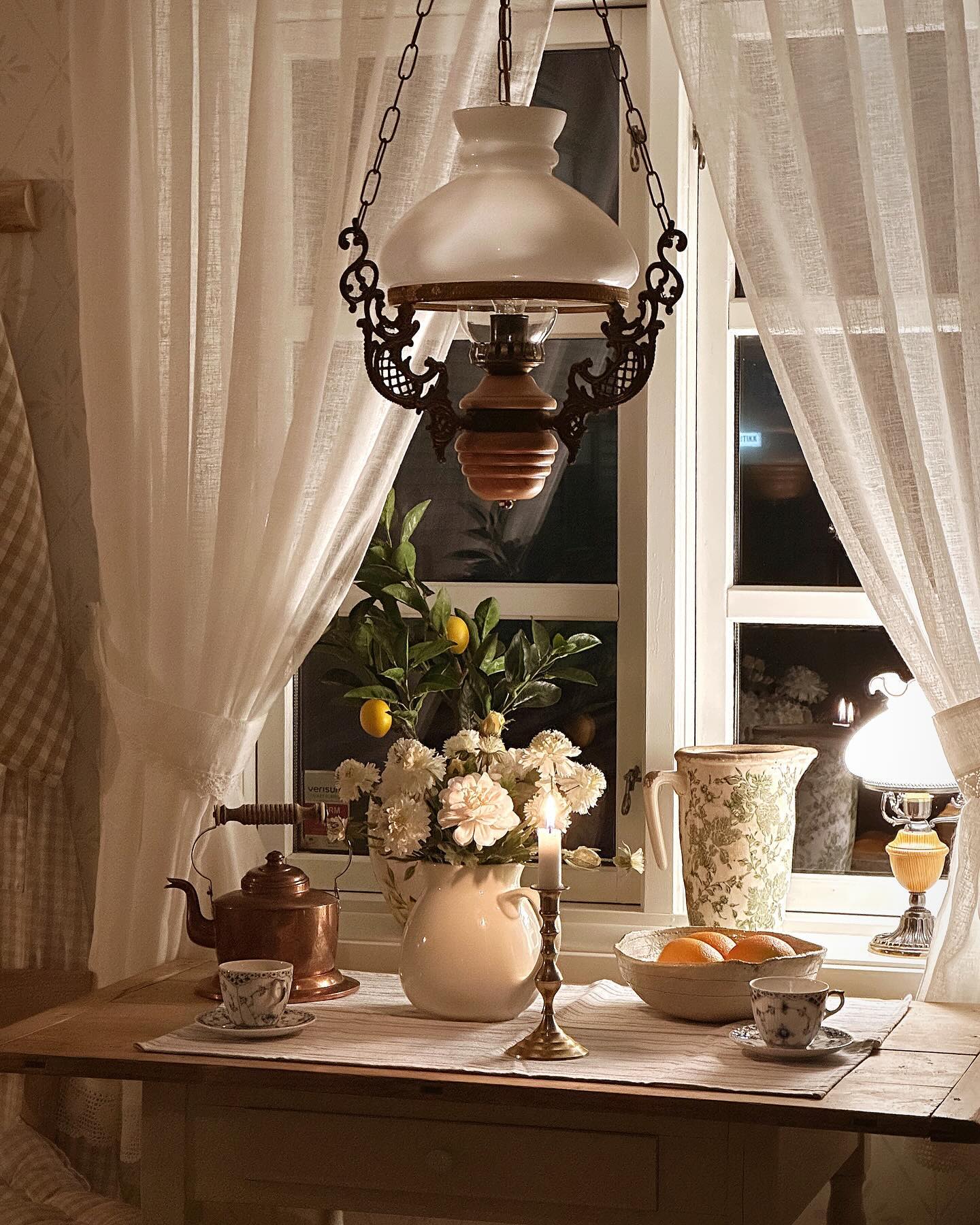 Evening atmosphere in the kitchen.  The dining room is under renovation.  The opening to the kitchen…