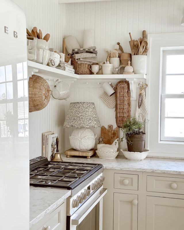 5 Cozy Cottage Core Corner Scroll Stoppers