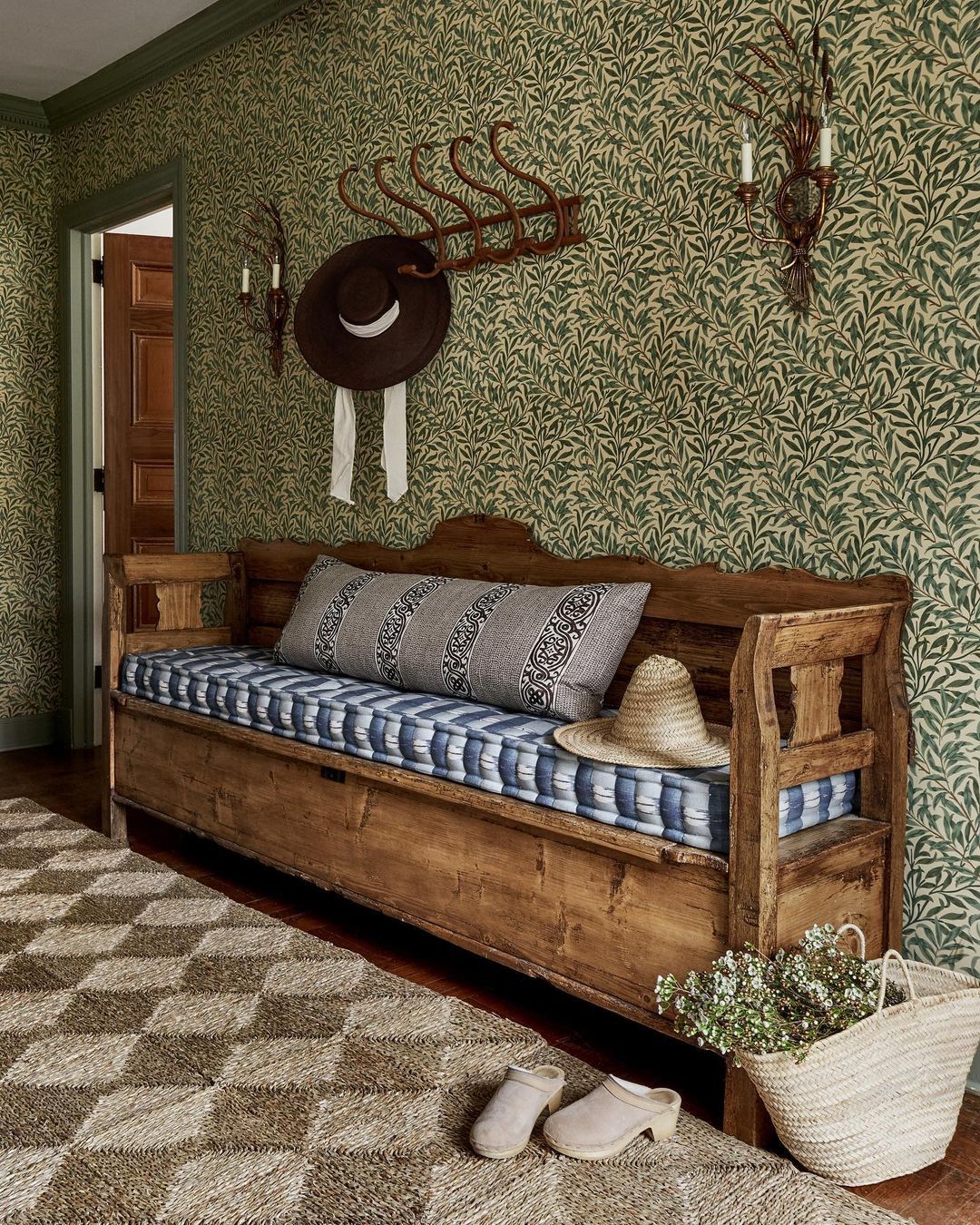 5 Cozy Cottage Pattern Scroll Stoppers – Cozy Cottage Decor Style