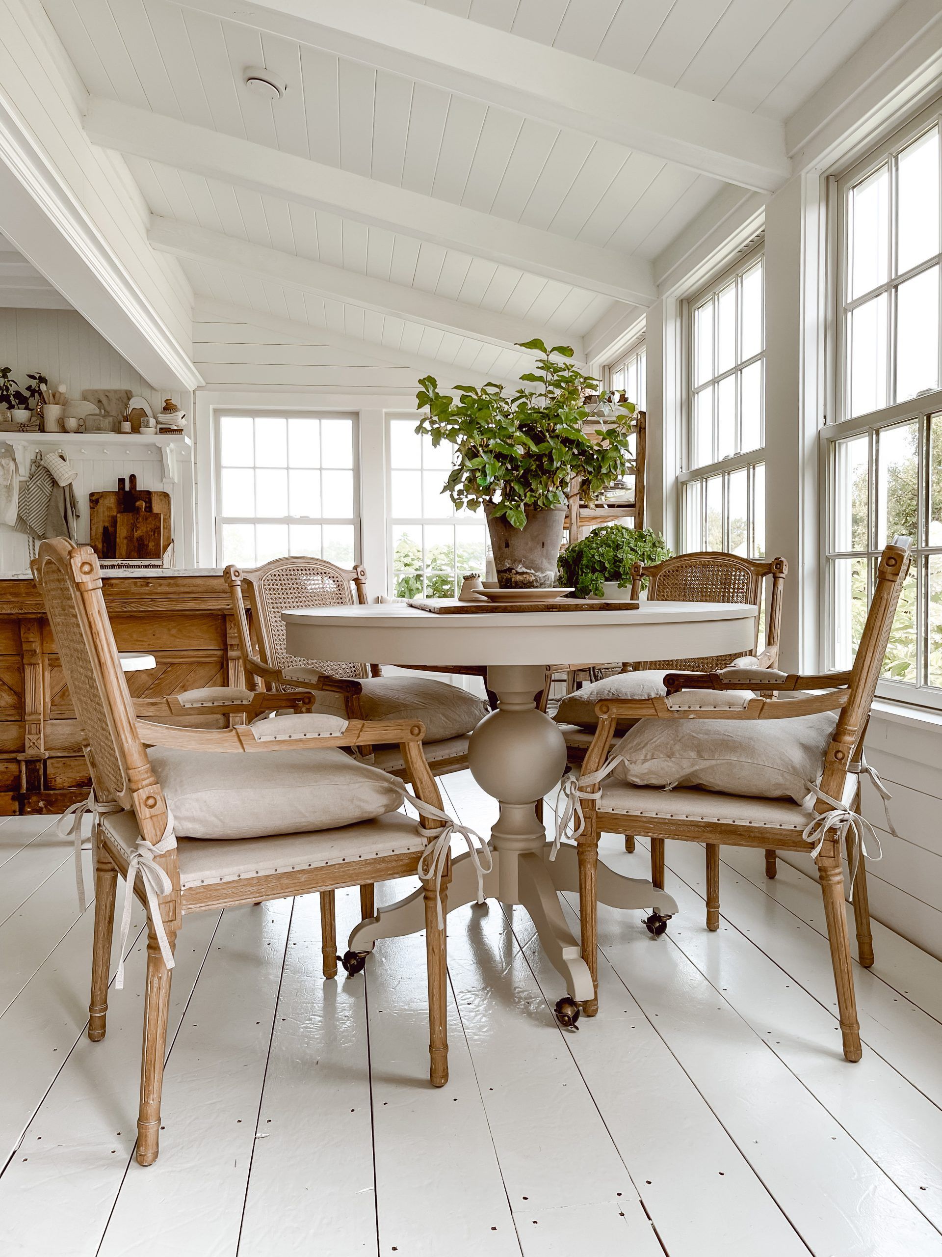 A Sunroom Table DIY