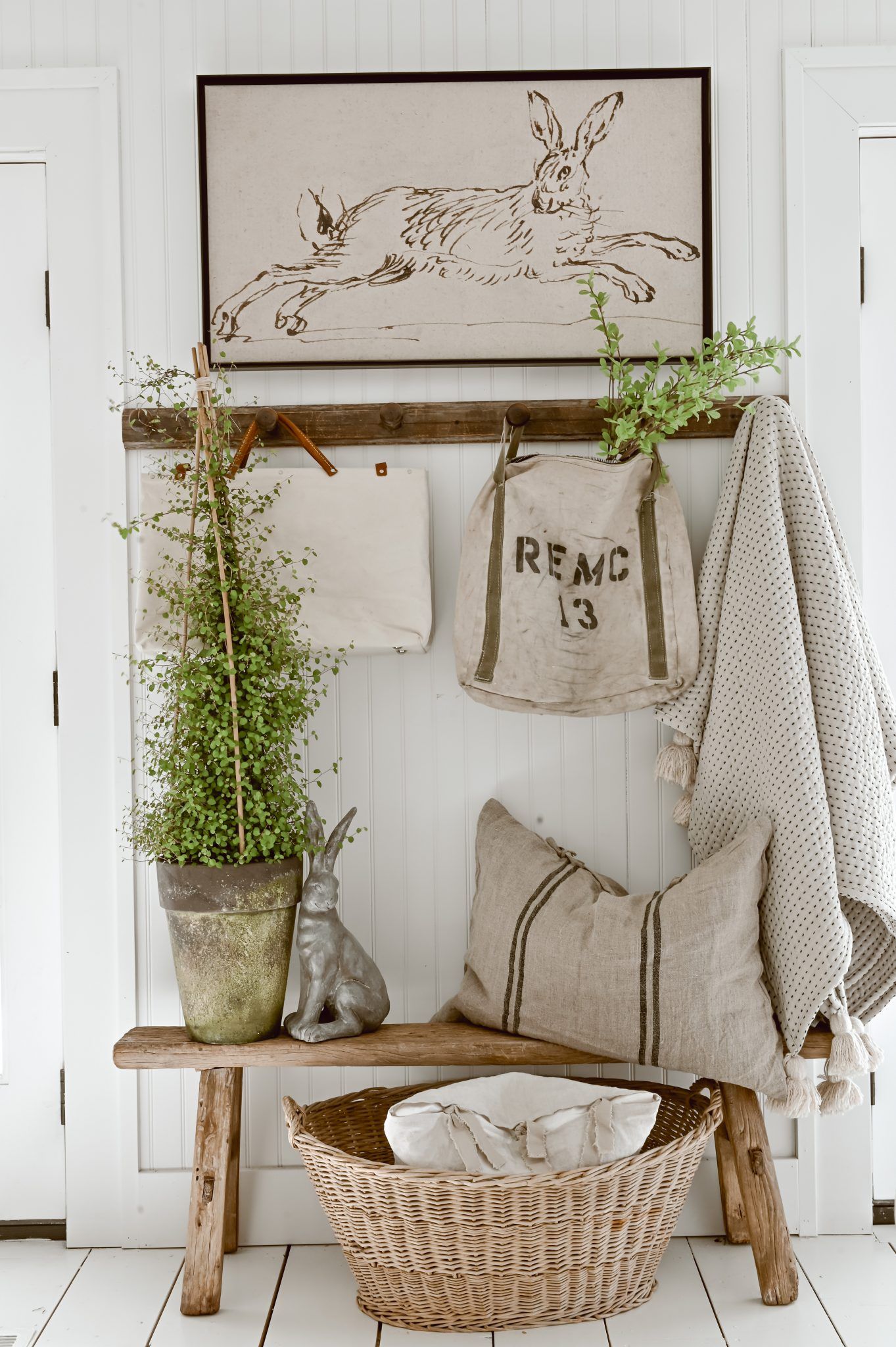 A Cozy Spring Entryway