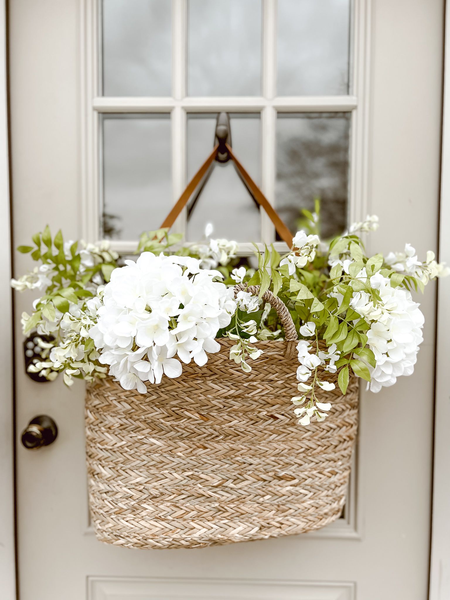 20+ Multipurpose Cozy Market Bags and Easy Ways to Work them into your Decor!