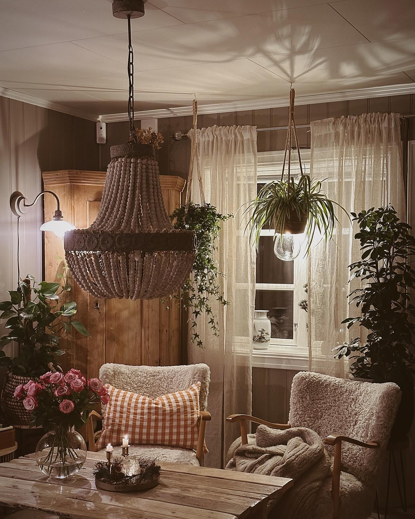 Good evening I felt like a change, so I changed the curtains in the living room and bought…