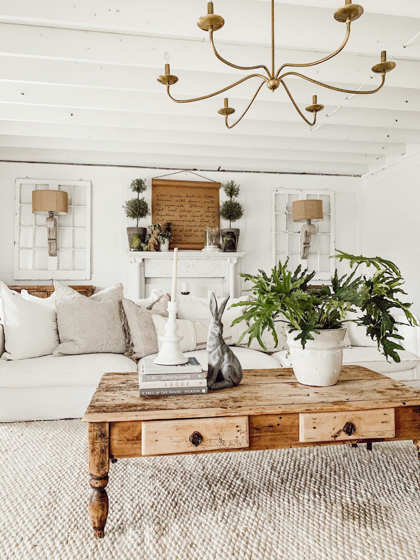 10 Ways To Style A Coffee Table
