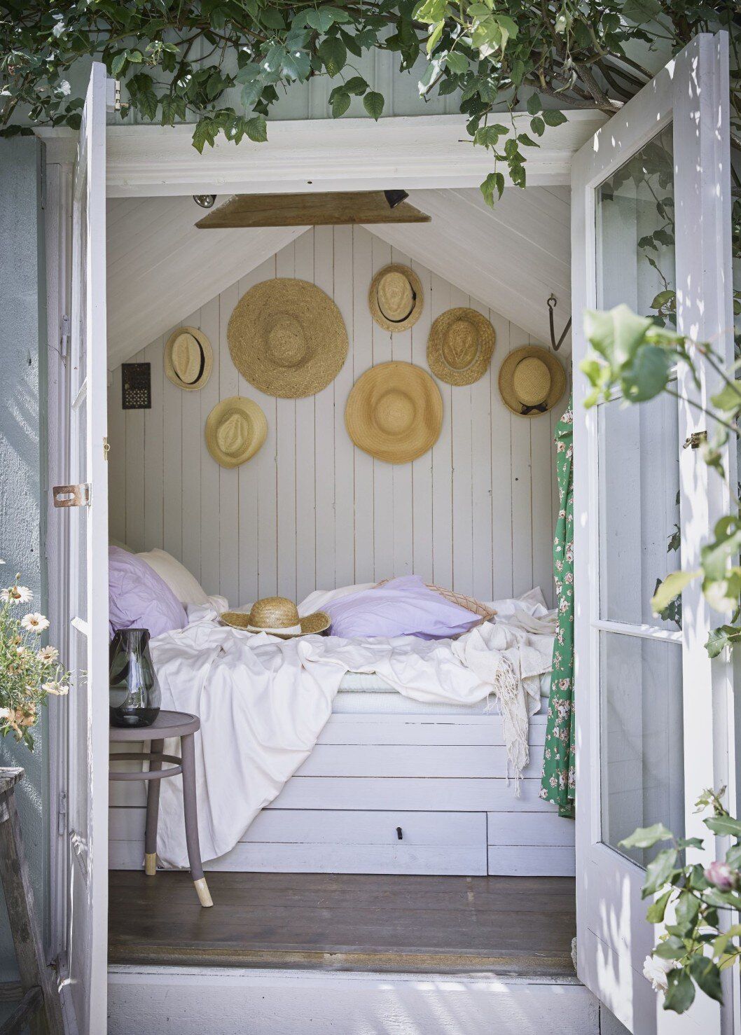 A Small Farmhouse-Style Cottage on a Swedish Allotment