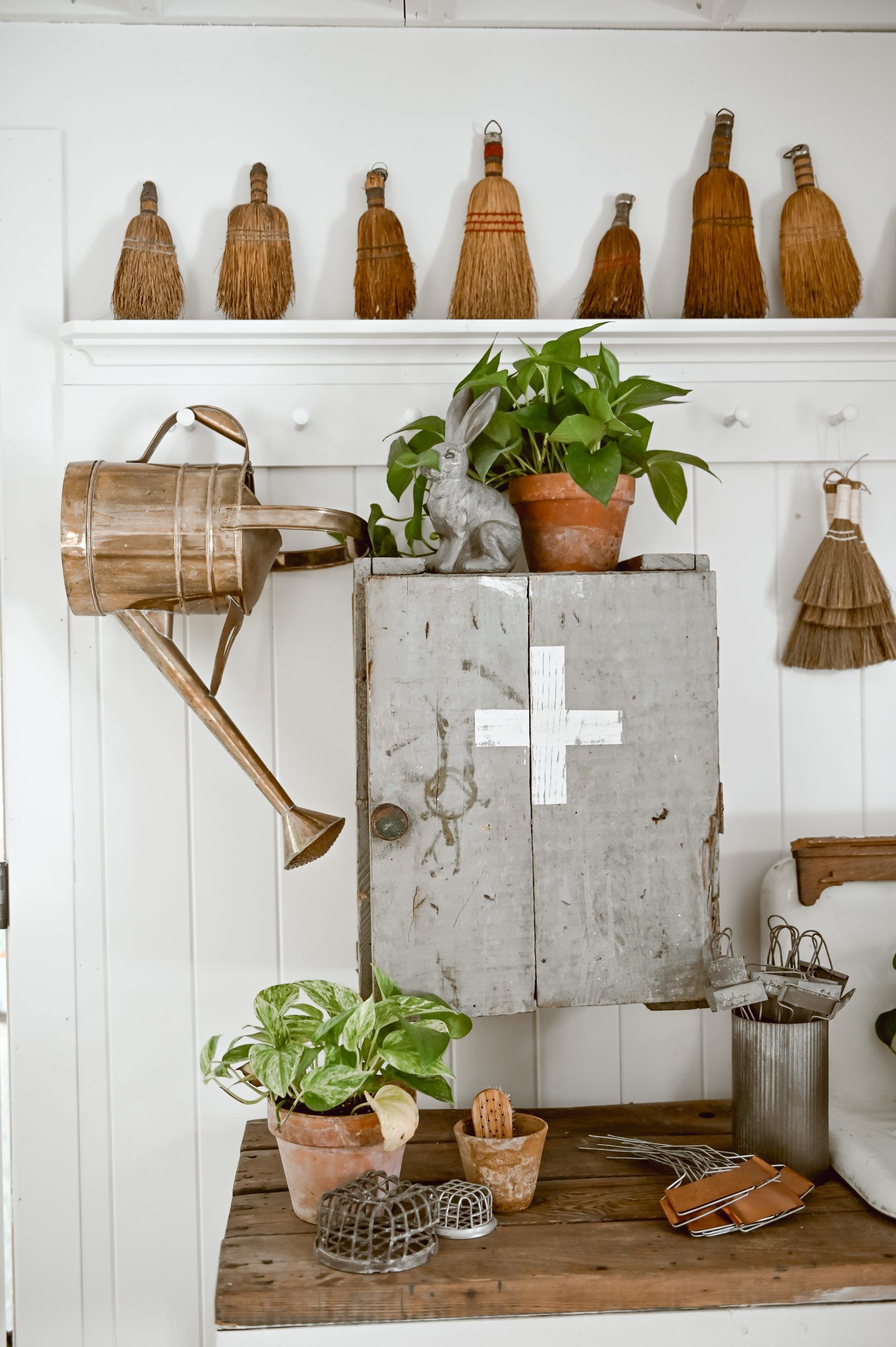 Cottage Style Spring Mudroom