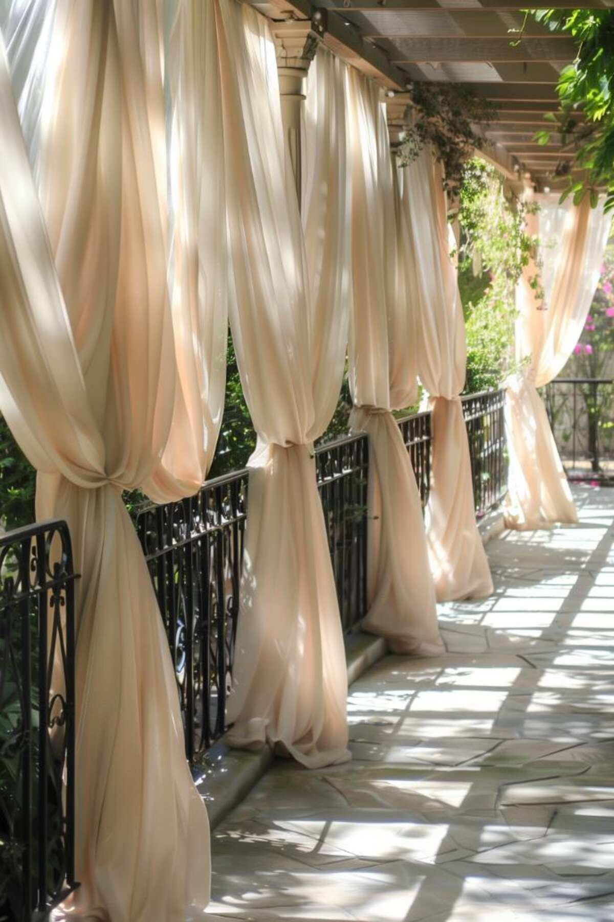 40 Amazing Privacy Fence Designs for Your Garden