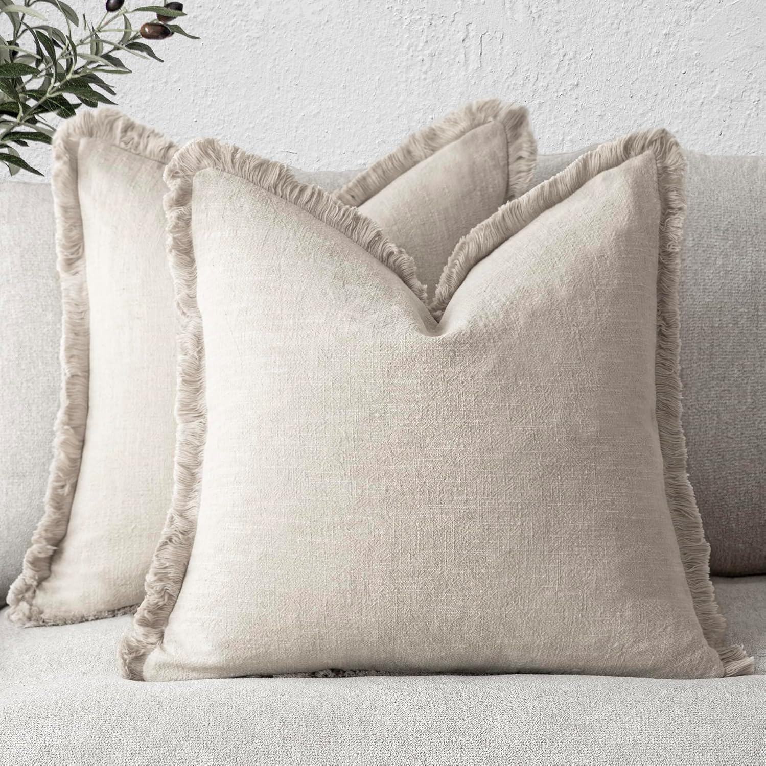 🏠 Today’s Farmhouse Décor Find: Linen Fringe Pillows