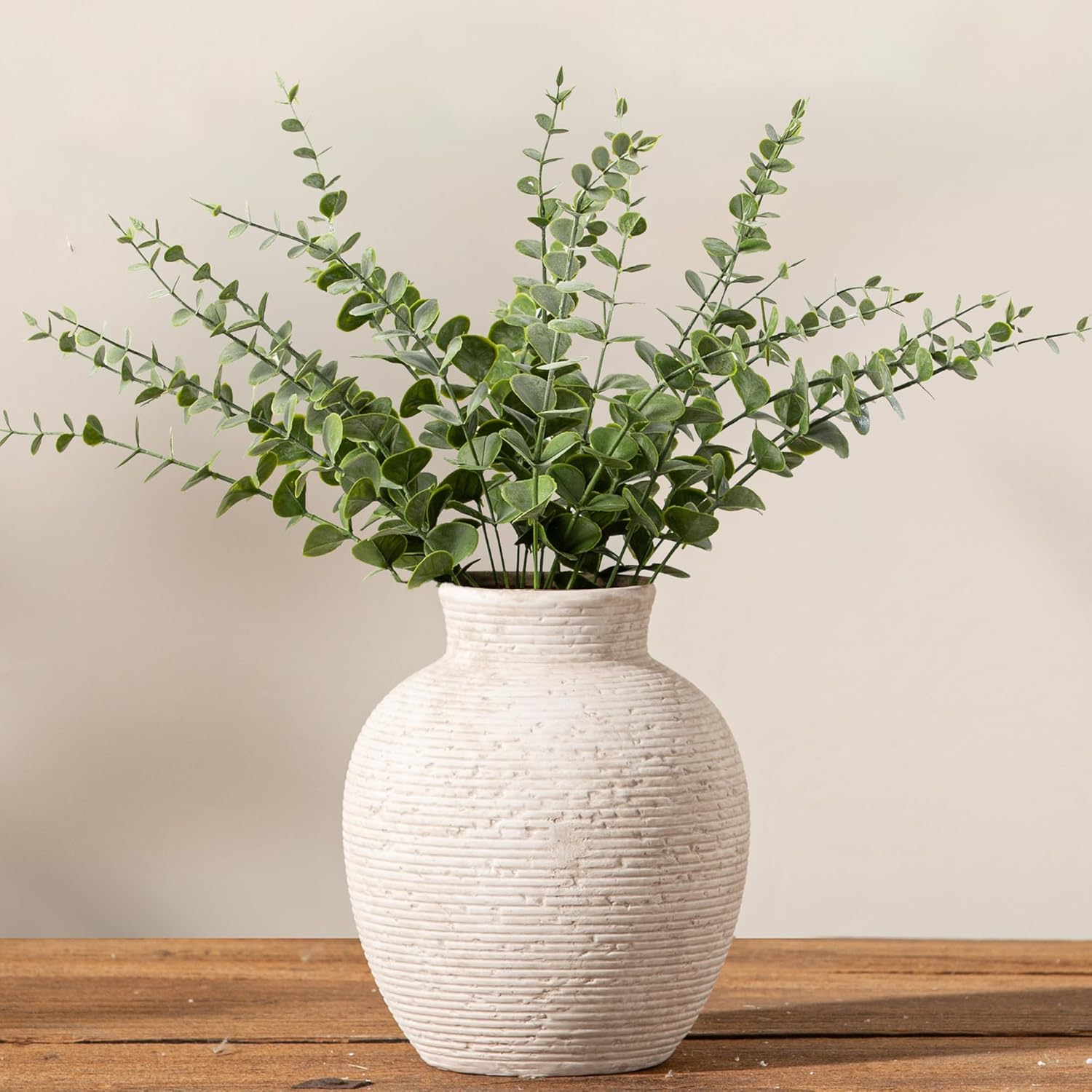 🏠 Today’s Farmhouse Décor Find: Ceramic Flower Vase