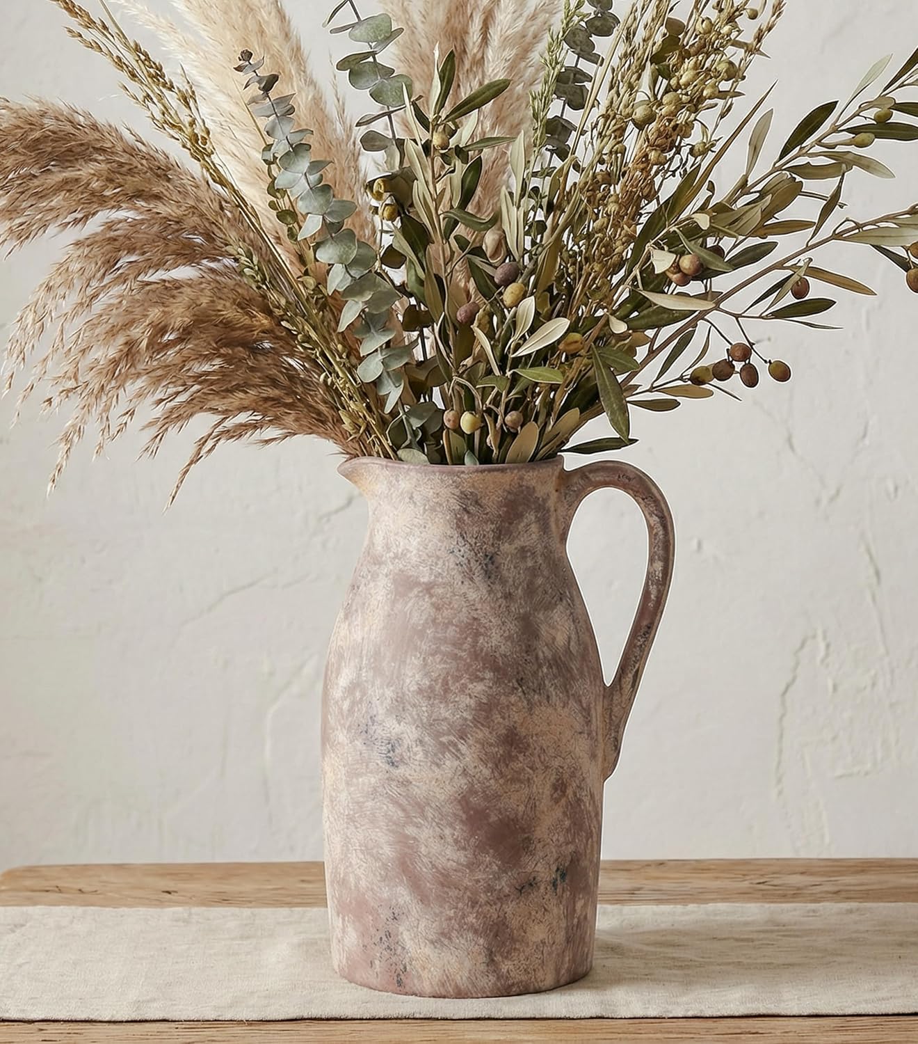 🏠 Today’s Farmhouse Décor Find: Ceramic Flower Vase